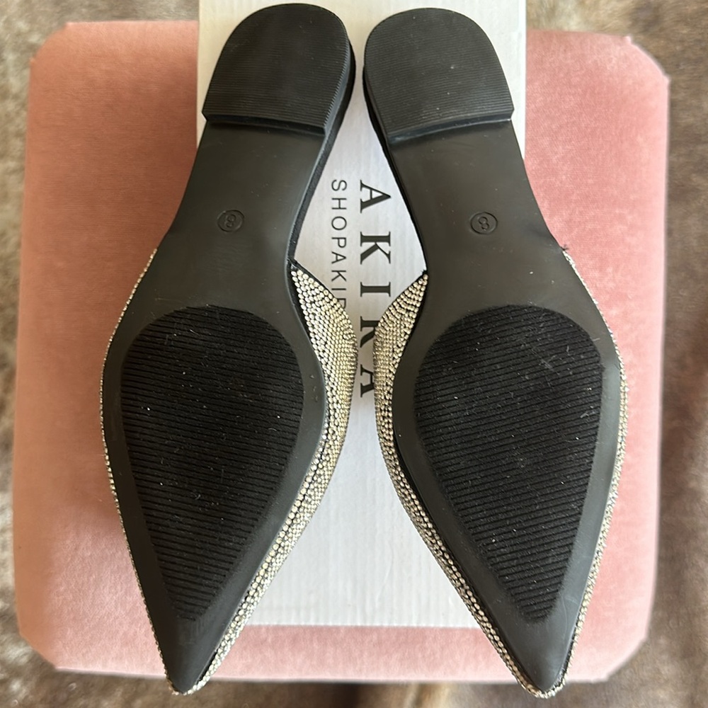 AKIRA Sparkly Chrissy slip on loader flats size 8 NWT - Picture 3 of 6